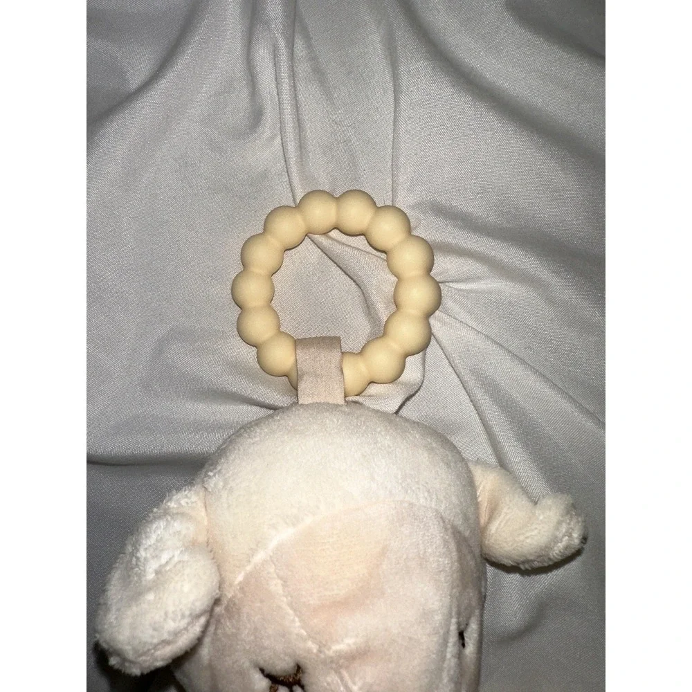 Douglas‎ Baby Lamb Lovey Teething Ring Ivory Embroidered Moon Stars